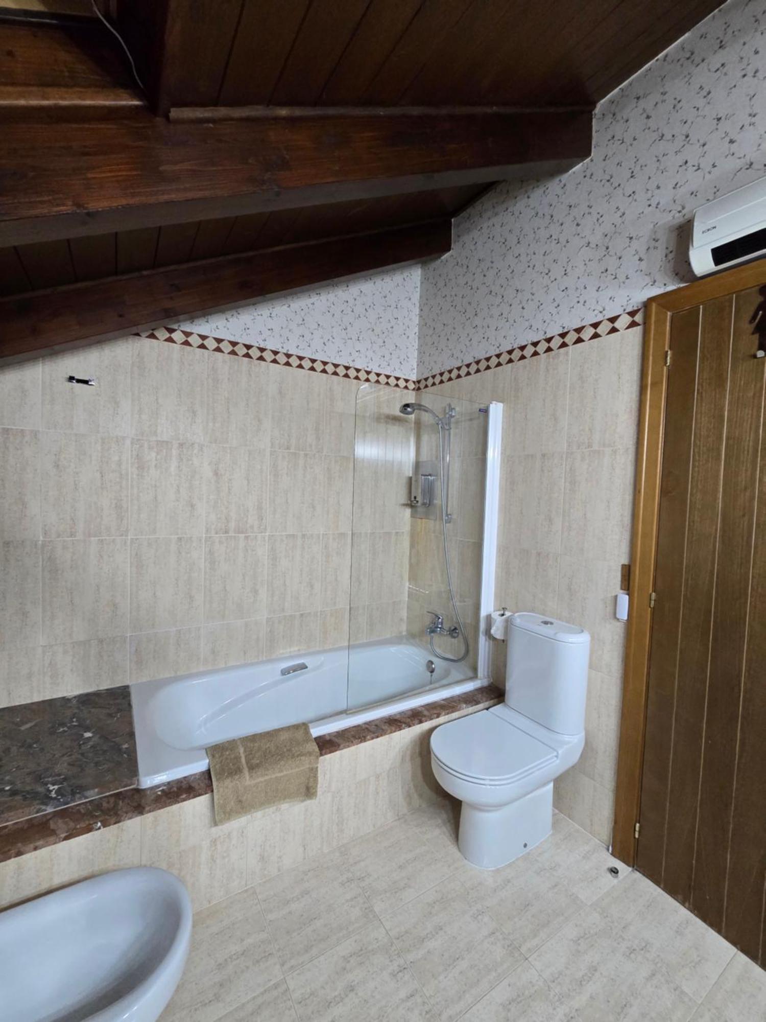 Un Encanto De Duplex Jaca Extérieur photo